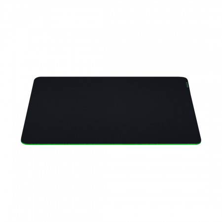 Коврик Razer Gigantus V2 Large (RZ02-03330300-R3M1) черный