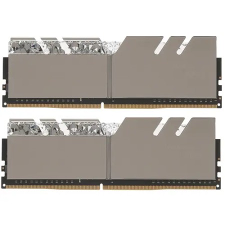 Оперативная память G.Skill Trident Z Royal (F4-3200C16D-16GTRS) 16 ГБ белый