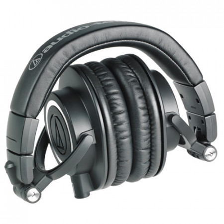 Наушники Audio-Technica ATH-M50x черный