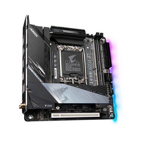 Материнская плата Gigabyte Z690I AORUS ULTRA (4719331829940) черный
