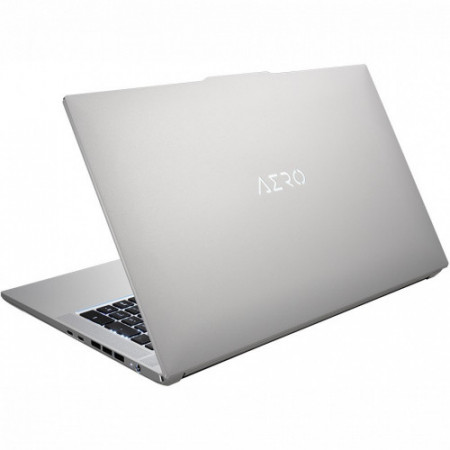 17.3" Ноутбук Gigabyte AERO 17XE (573RU744JP) серый
