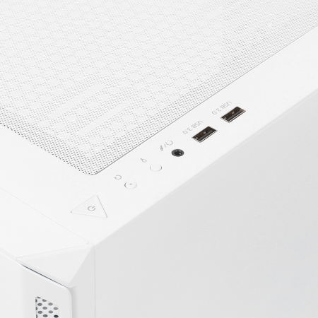 Корпус ADATA XPG STARKER (STARKER-WHCWW) белый