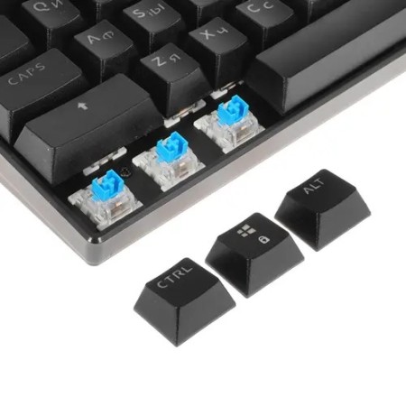 Клавиатура проводная Defender Striker GK-380L RU (45380) черный