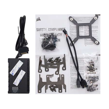 Система водяного охлаждения Corsair H150i ELITE LCD XT Display (CW-9060077-WW) белый