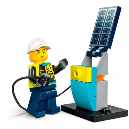 Конструктор LEGO City Электрический спортивный автомобиль 60383
