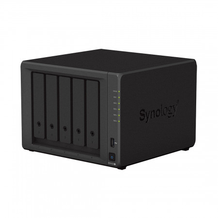 Сетевое хранилище (NAS) Synology DS1522+ черный