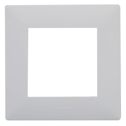 Рамка для розеток Legrand Niloe Step (863191) Белый