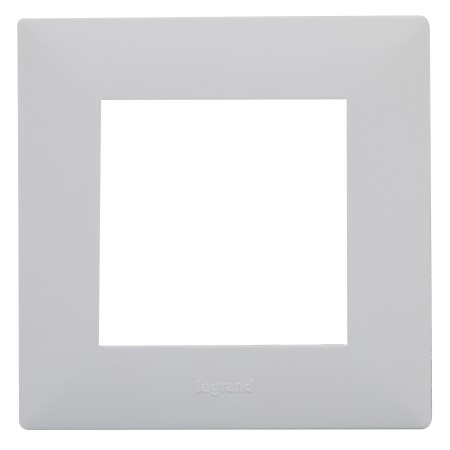 Рамка для розеток Legrand Niloe Step (863191) Белый