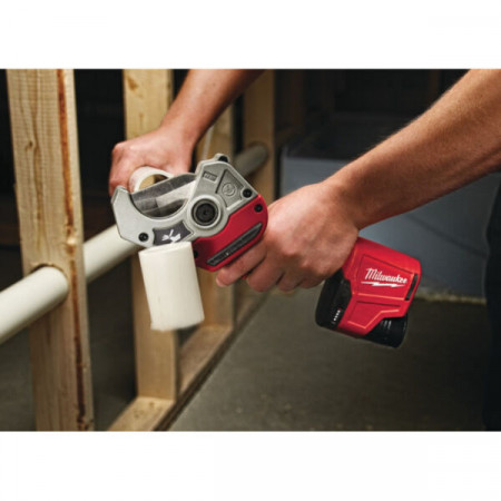 Milwaukee M12 PEX C12 PPC (4933416550) красный