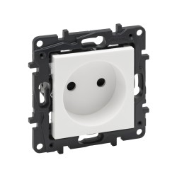Розетка встраиваемая Legrand Niloe Step 863119 белый