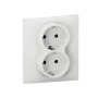 Розетка встраиваемая Legrand Suno (721126) белый