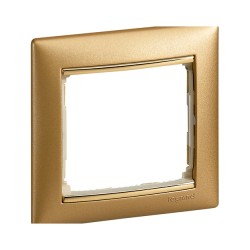 Рамка для розеток Legrand 770301 золото