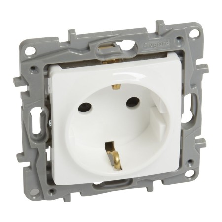 Розетка встраиваемая Legrand NILOE (764529) белый