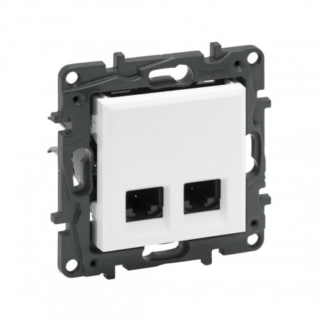 Информационная розетка Legrand Niloe Step (863160) белый