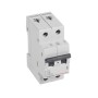 Автоматический выключатель Legrand 419694 6 A белый