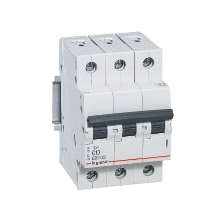Автоматический выключатель Legrand 419706 10 A белый