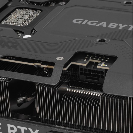 Видеокарта GIGABYTE GeForce RTX 5080 GAMING OC (GV-N5080GAMING OC-16GD) 16 Гб черный