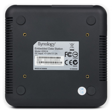Сетевое хранилище (NAS) Synology EDS14 черный