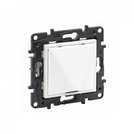 Вывод кабеля Legrand Niloe Step 863129 с фиксатором IP21 Белый