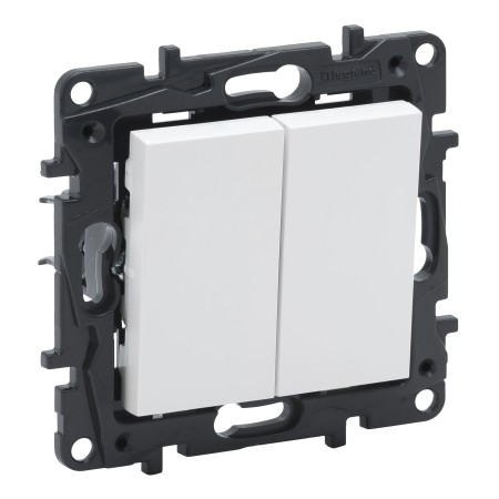 Выключатель Legrand Niloe Step 863105 2х клавишный белый