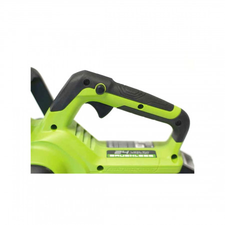 Аккумуляторная цепная пила Greenworks 2007007UB (2007007UB) зеленый С АККУМУЛЯТОРАМИ