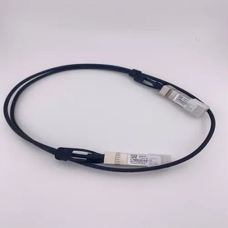 Пассивный кабель HPE Aruba SFP+ SFP+ 1m Direct Attach Cable (J9281D) черный