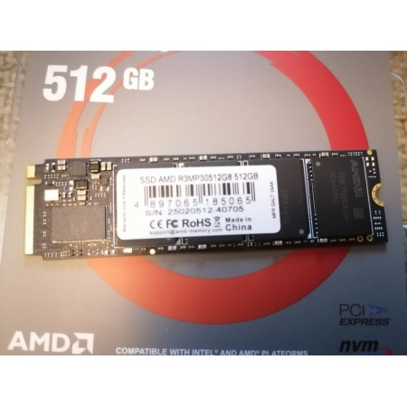 512 ГБ SSD диск AMD Radeon R3 (R3MP30512G8) черный