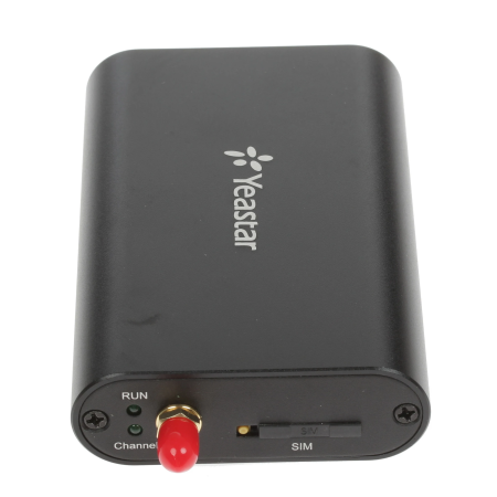 Шлюз Yeastar TG100 черный