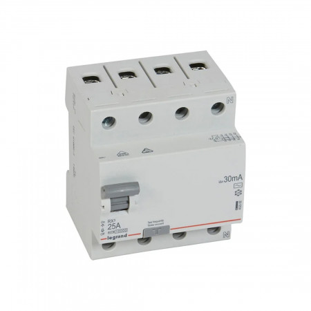 Автоматический выключатель Legrand 402062 25 A белый
