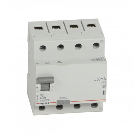 Автоматический выключатель Legrand 402063 40 A белый
