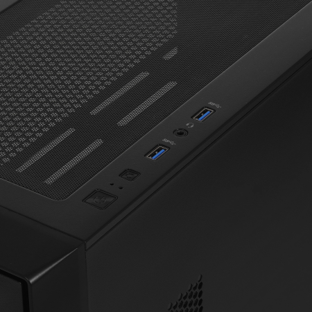 Корпус GIGABYTE C102 GLASS (GB-C102G) черный