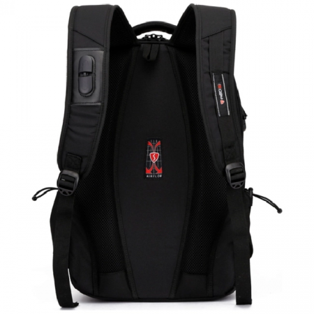 15.6" Рюкзак Sumdex BP-307 BK черный