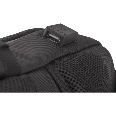 16" Рюкзак Sumdex IBP-016BK черный