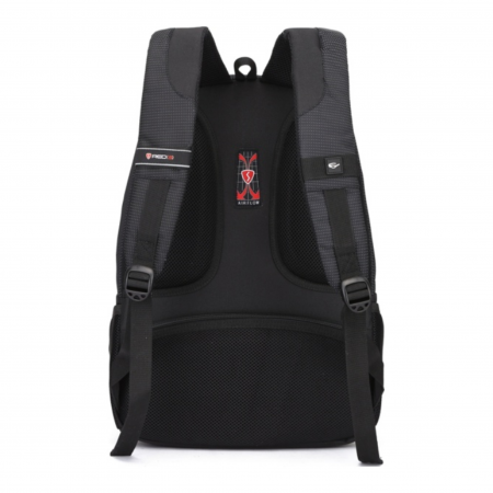 15.6" Рюкзак Sumdex PJN-305BK черный