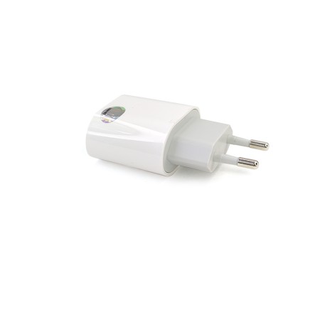 Сетевое зарядное устройство ViTi UC3A (AGV-1534) белый