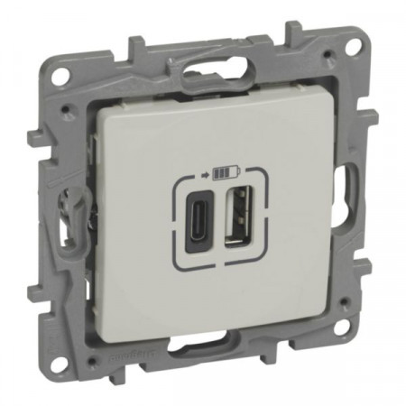 Сетевая розетка Legrand Niloe (764697) 2-port серый