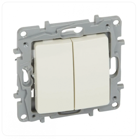 Выключатель Legrand 764602 белый