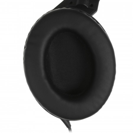 Наушники Sennheiser HD200 Pro (507182) черный Наушники Sennheiser HD200 Pro (507182) черный