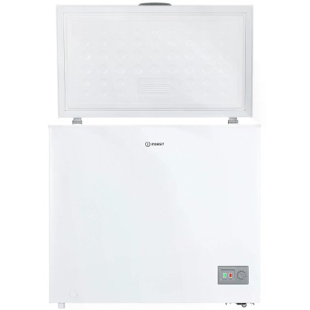 Морозильный ларь Indesit ICF 200 белый