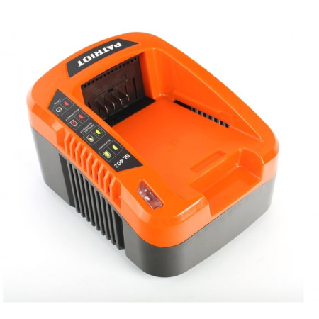 Зарядное устройство PATRIOT GL 402 оранжевый Зарядное устройство PATRIOT GL 402 оранжевый