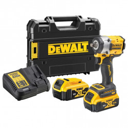 Гайковерт DeWalt DCF921P2T-QW черный