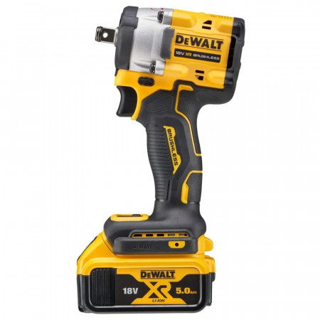 Гайковерт DeWalt DCF921P2T-QW черный