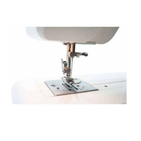 Швейная машина JANOME 2525 белый