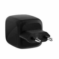 Сетевое зарядное устройство Belkin BoostCharge (WCH020KQBK) черный